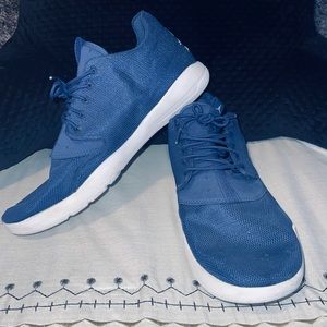 Blue Jordan Eclipse